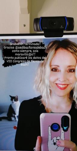 Laura Trillo Terapia Felina grabación ponencia VIII Congreso de Terapia Floral de Sedibac 19 Marzo 2021