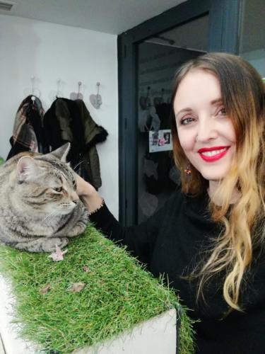 Laura Trillo Terapia Felina grabación vídeo Caixabank en Espai DeGats Barcelona 14 Enero 2019
