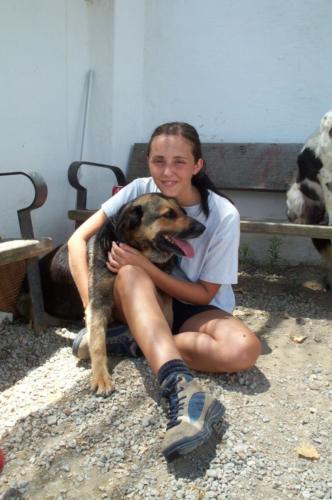 Laura Trillo y Dalta voluntariado ANAA 2003